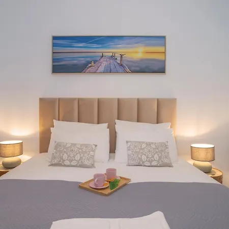 Apartament Happy